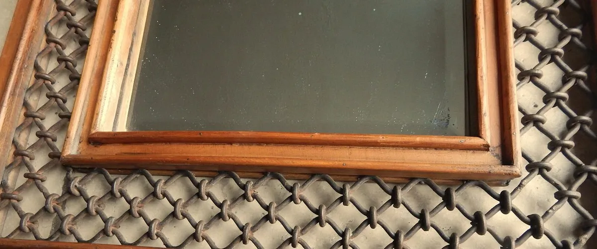 Vintage Bevelled Edge Mirror in Wood & Metal Frame - Image 4