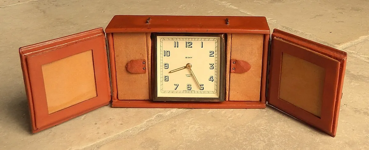 Smiths Vintage 8 Day Travel Clock in Leather Case - Image 2