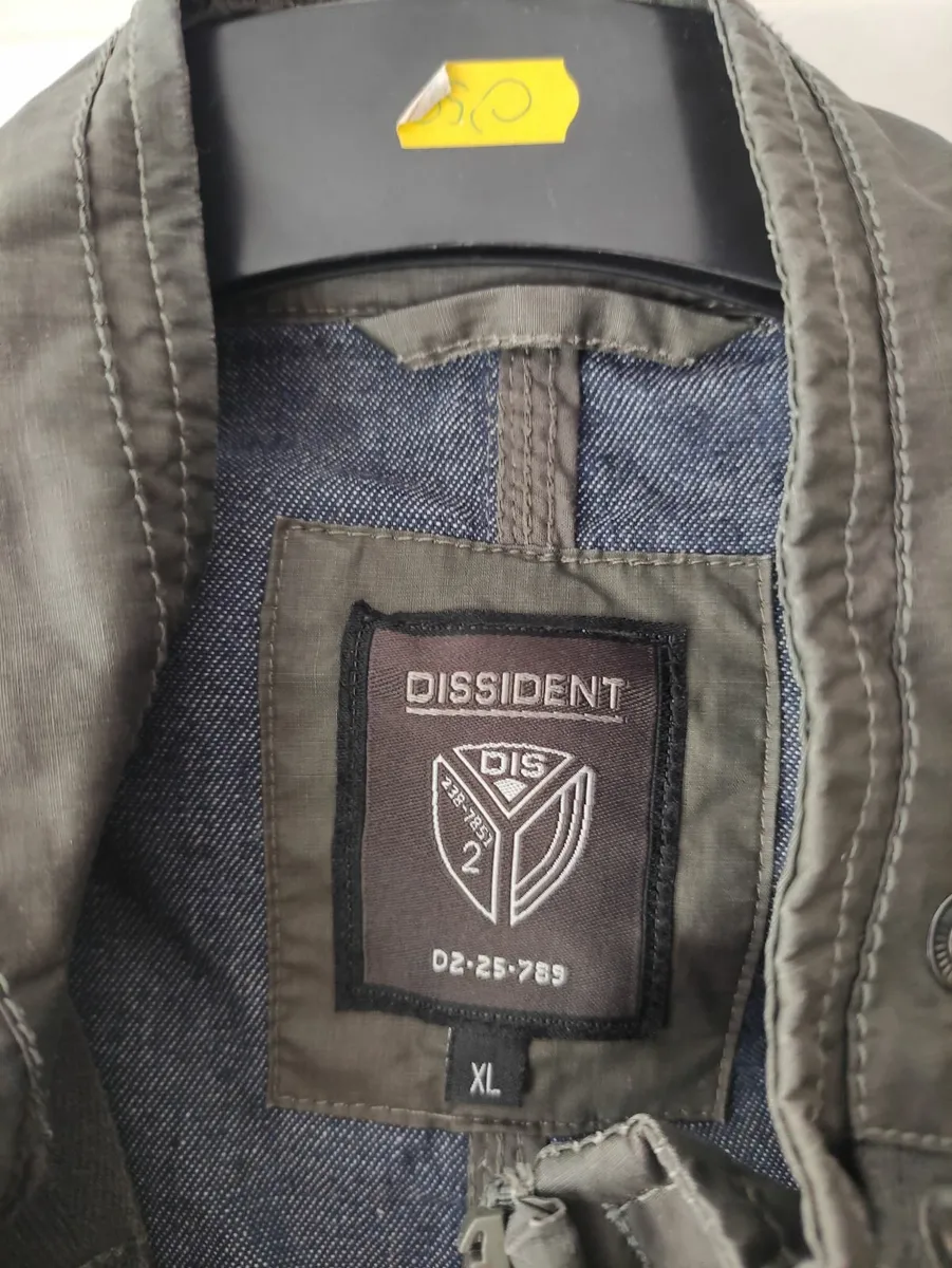 Dissident Khaki jacket fits M-L - Image 4