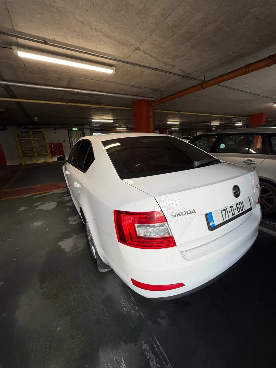 Skoda Octavia 2017 - Image 4