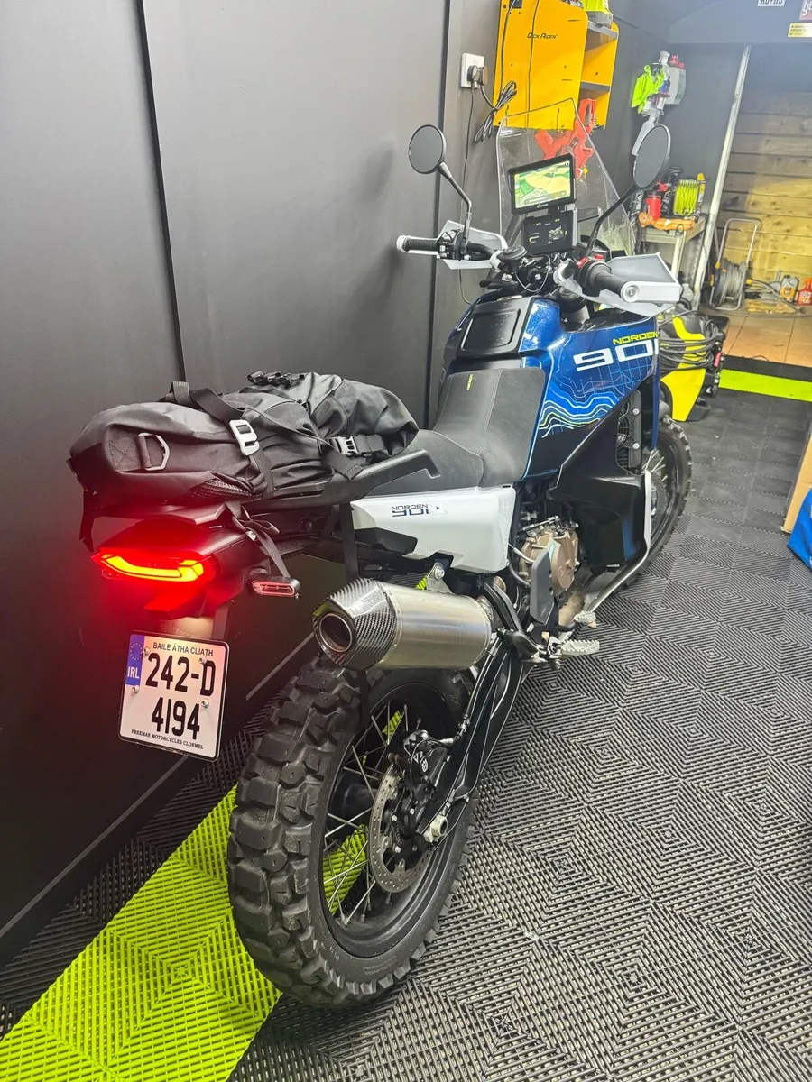 Husqvarna 901 expedition - Image 1