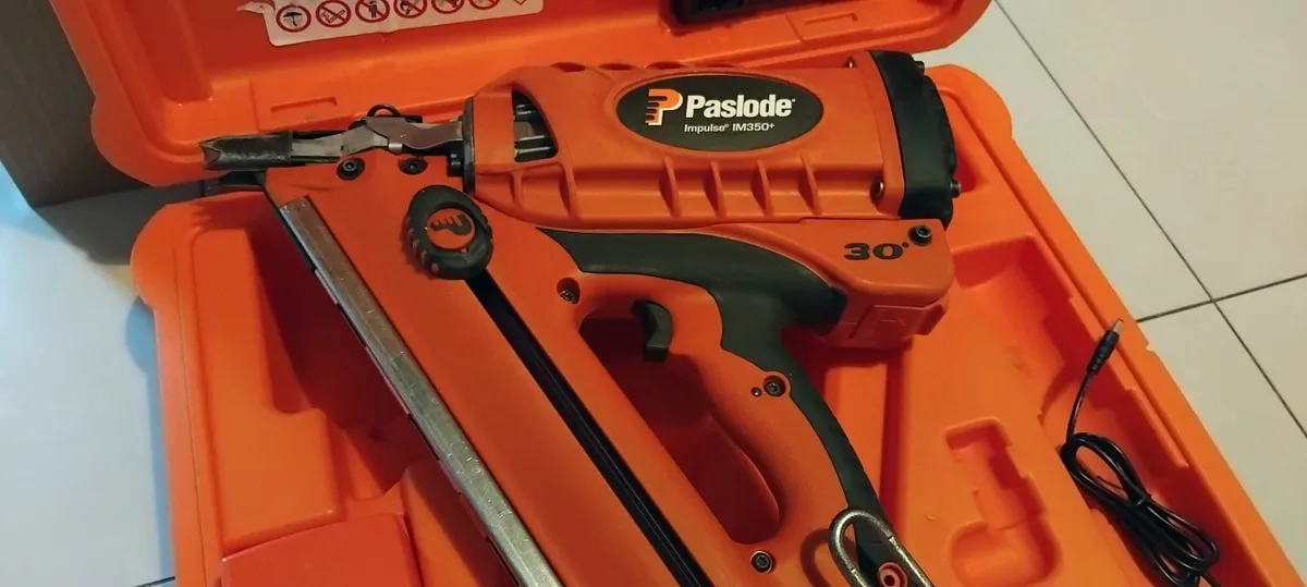 Paslode im350+ 1st Fix Nail Gun"Fully Serviced" - Image 4