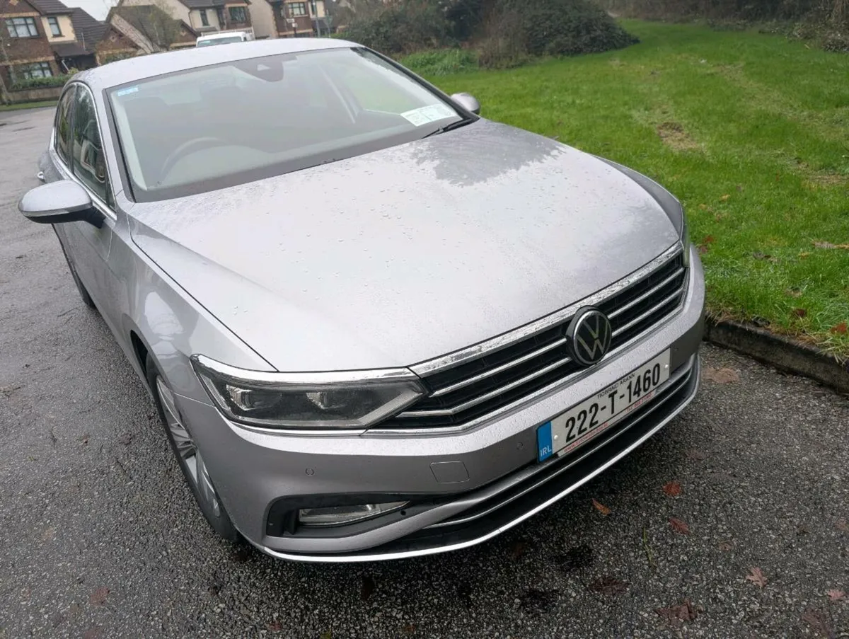 Volkswagen Passat Elegance-Auto-190BHP-Low KMs - Image 1