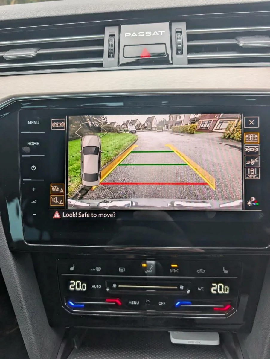 Volkswagen Passat Elegance-Auto-190BHP-Low KMs - Image 4