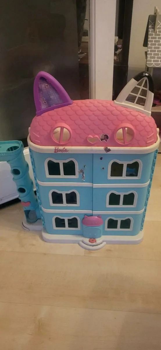 Gabbys doll house - Image 1