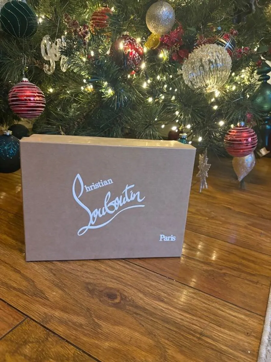 Brand new in box - Image 4