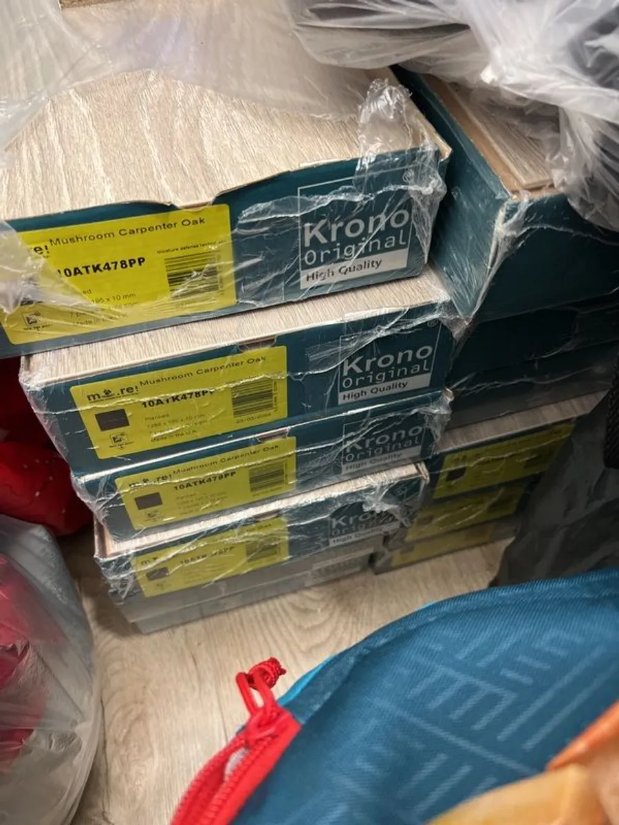 Laminate flooring - Image 2