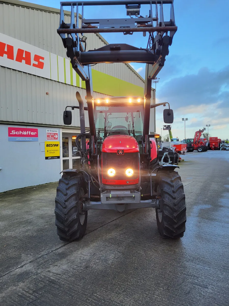 Massey Ferguson 5445 - Image 2