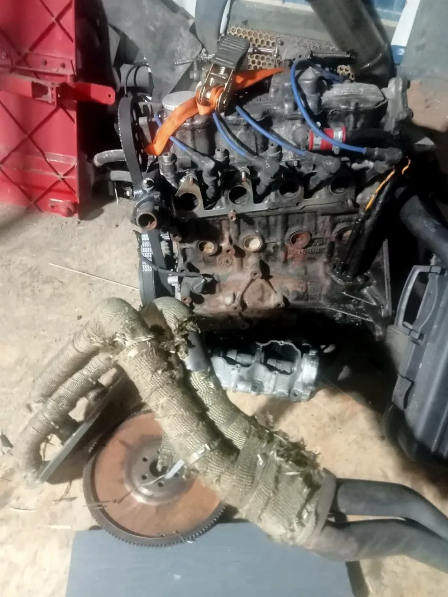 Rally car engine - Image 1