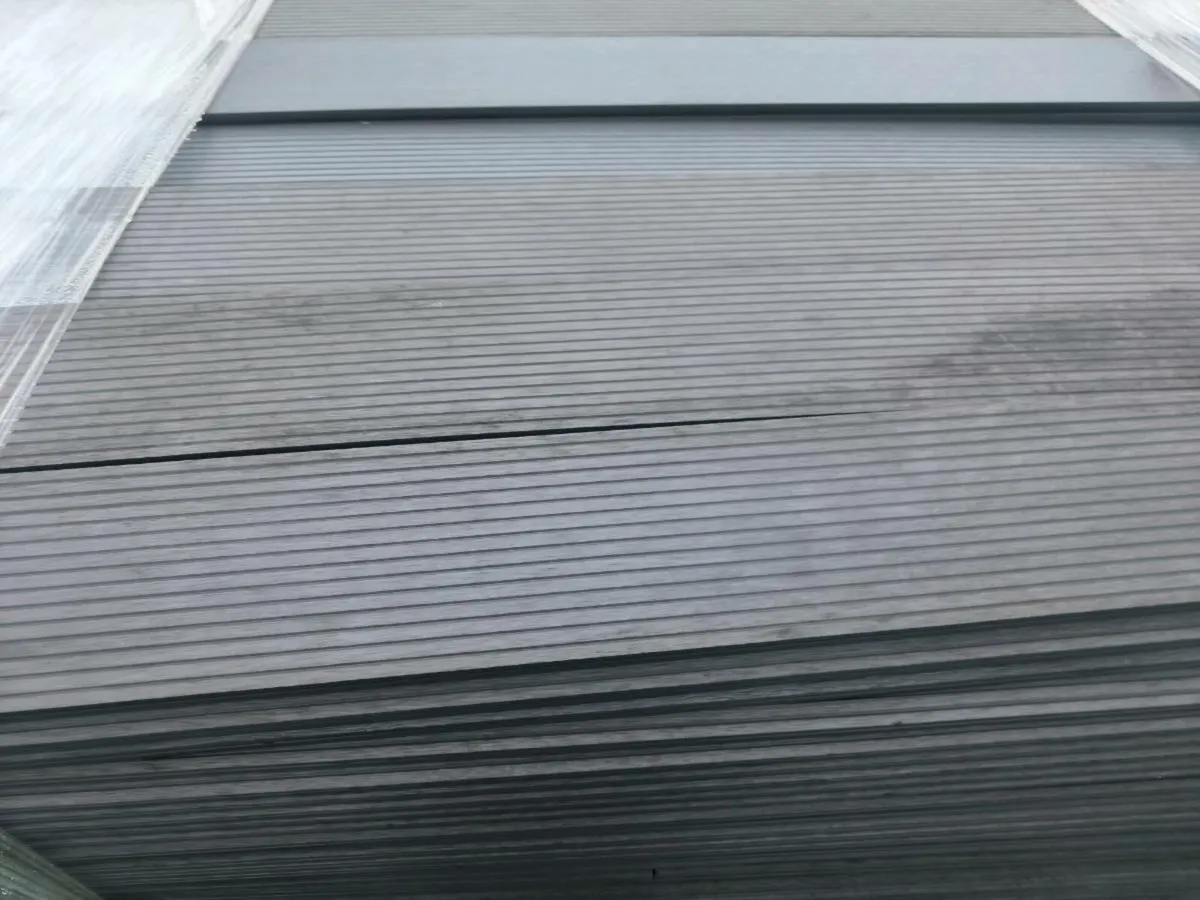 Plastic decking - Image 1
