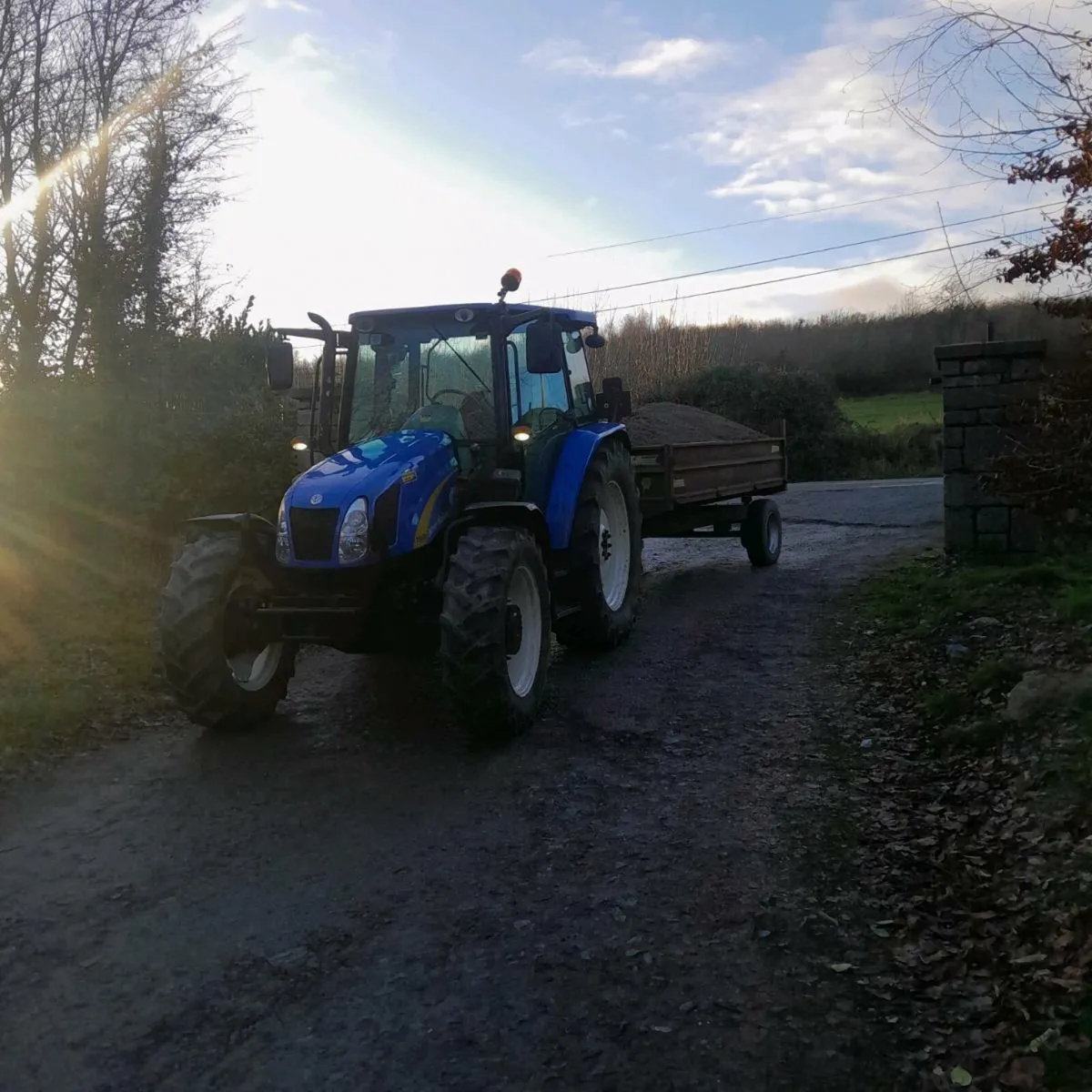 Tractor and trailer hire - Image 1