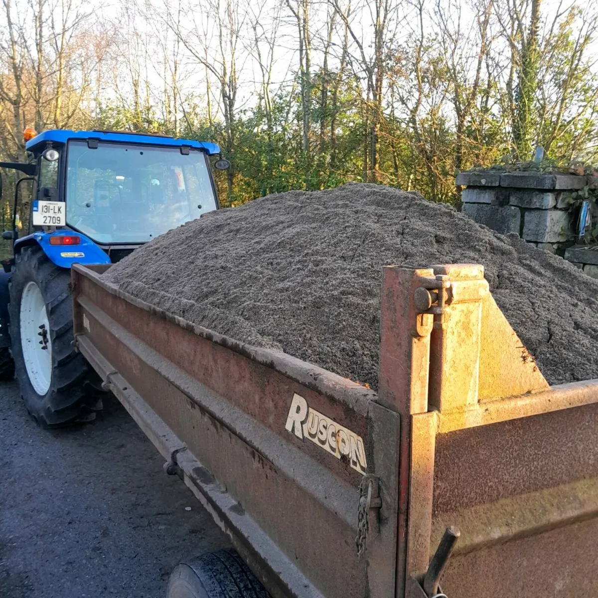 Tractor and trailer hire - Image 3