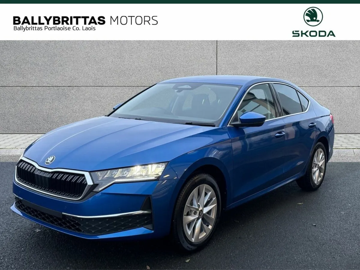 Skoda Octavia 1.5TSi Selection with Extras - Image 2