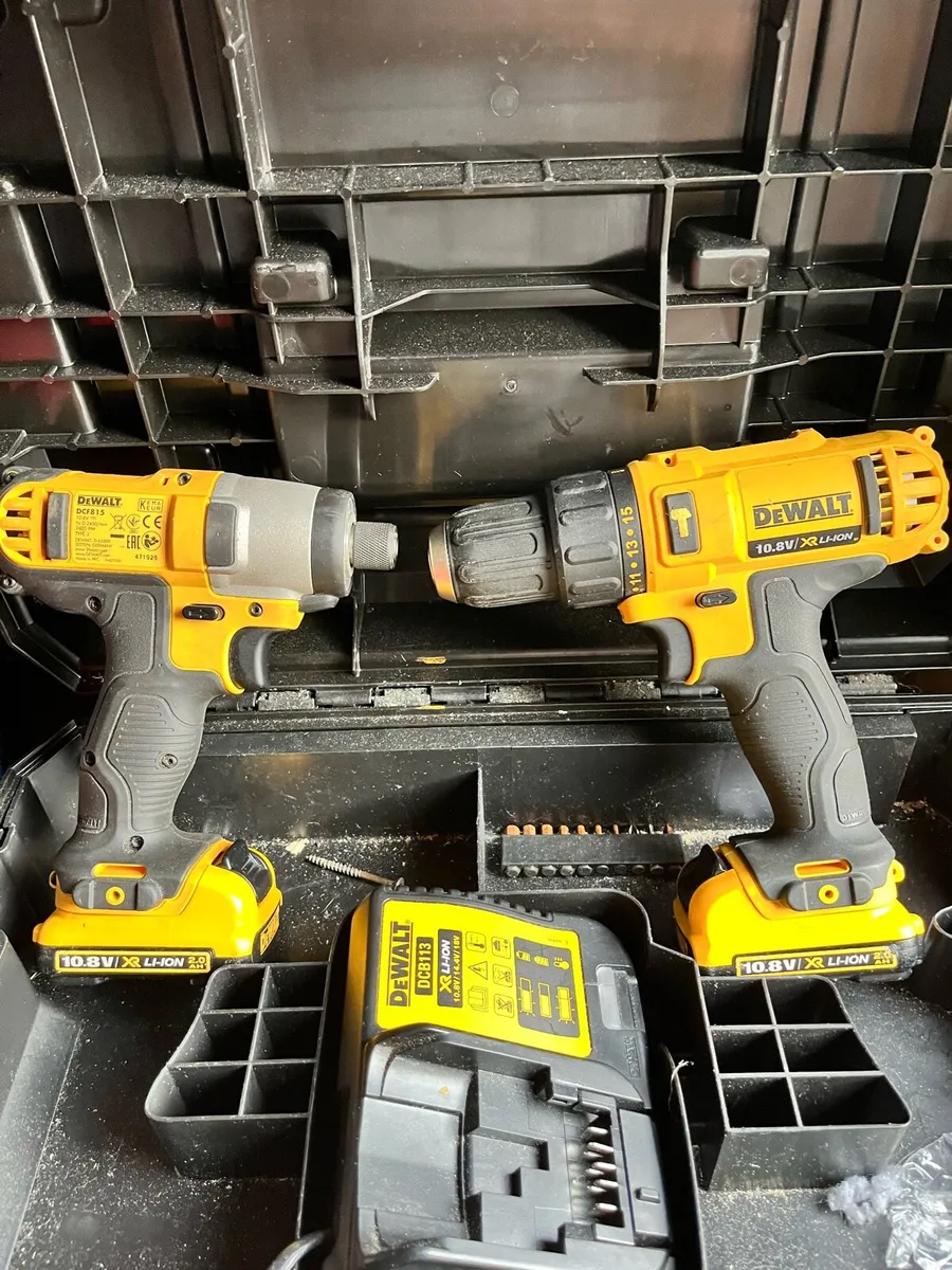 Dewalt drill and impact driver - Image 3