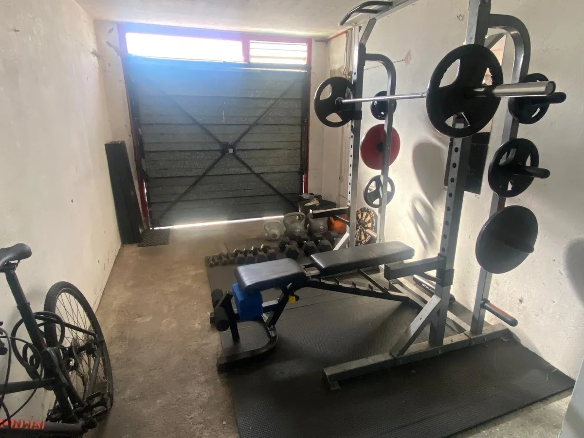 Home Gym - Image 1