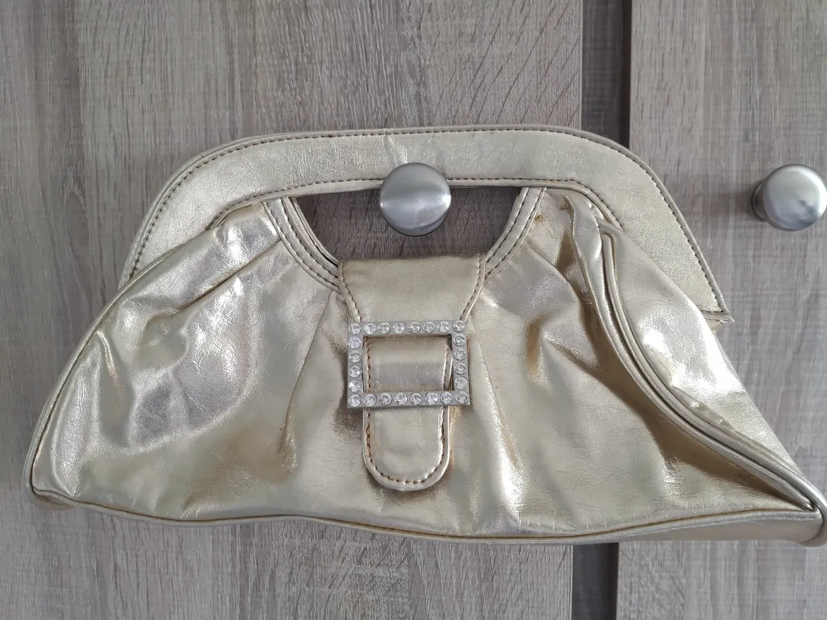 gold clutch - Image 3