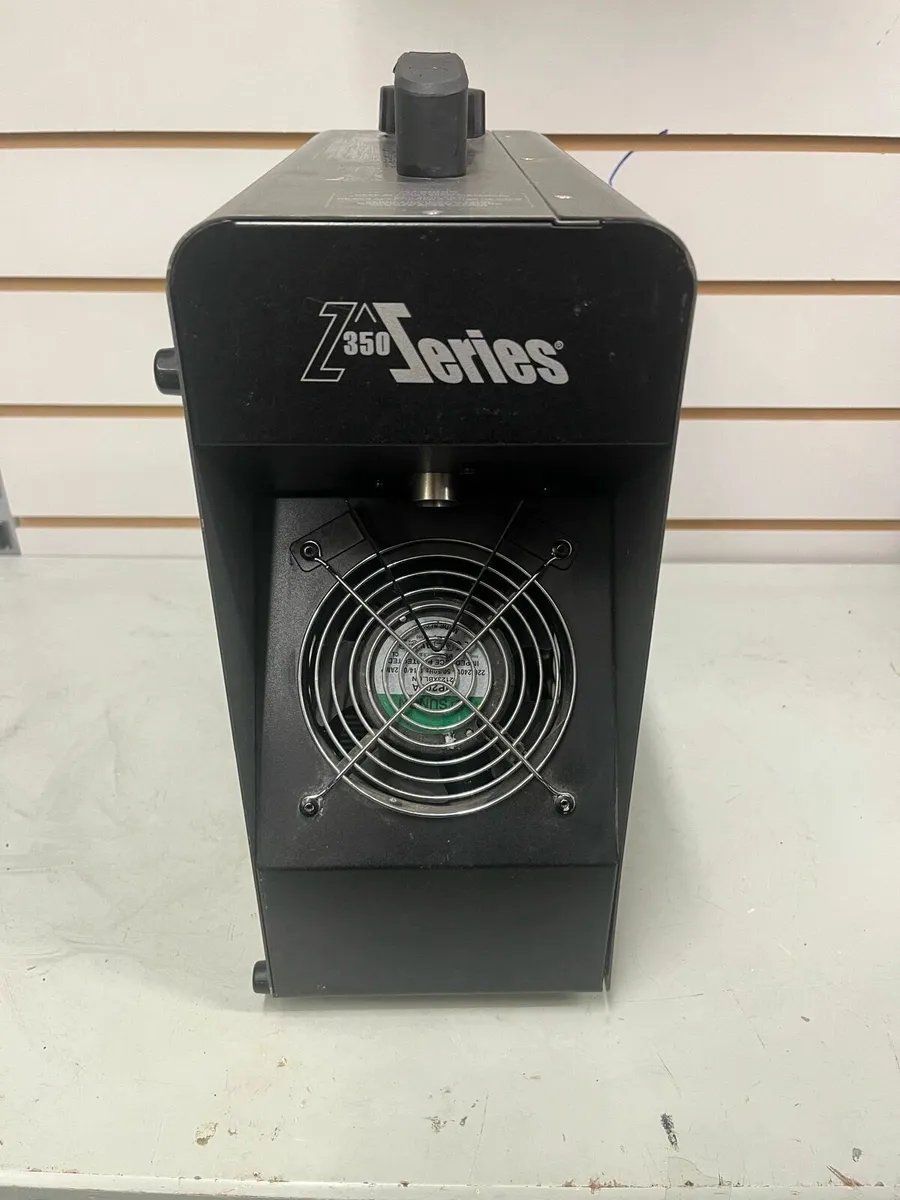 Antari Fog Machine - Image 2