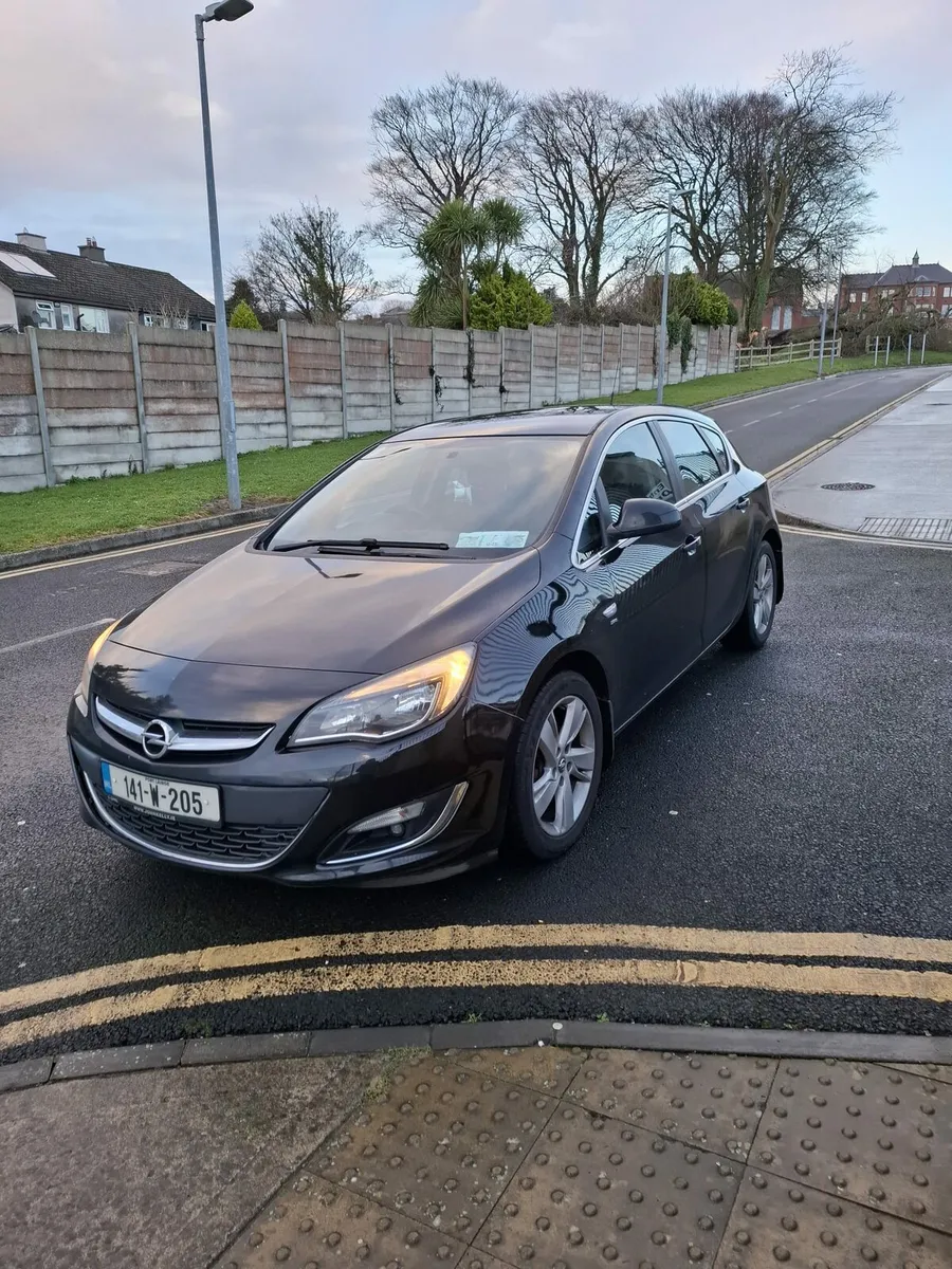 Opel Astra - Image 1