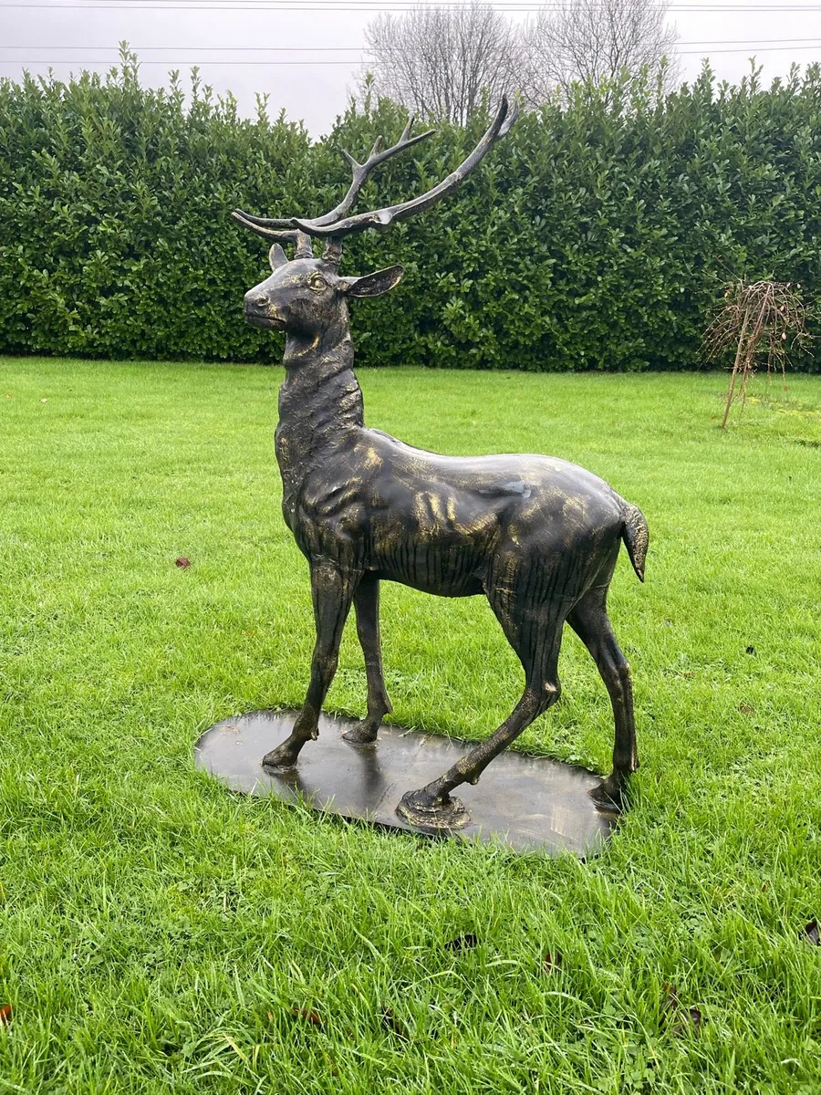 Cast iron deer 🎄🎄🎄 - Image 1