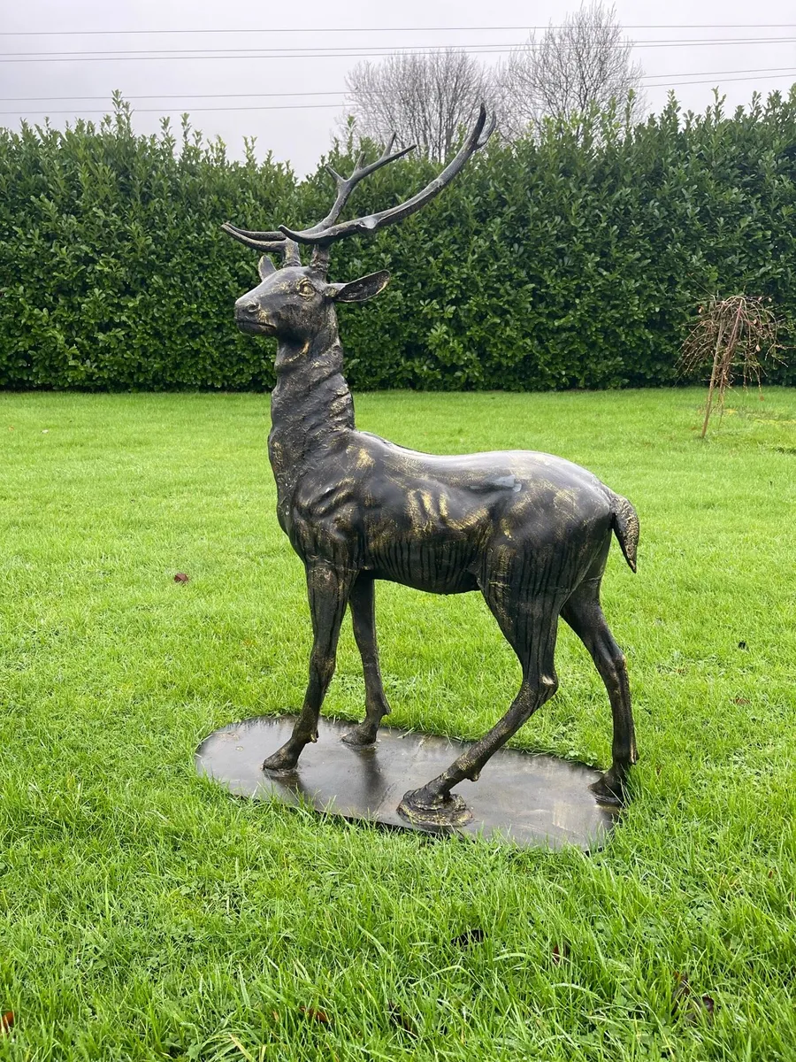 Cast iron deer 🎄🎄🎄 - Image 2