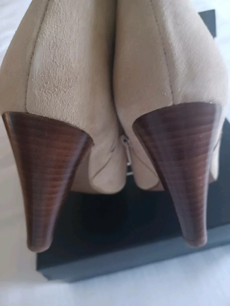 Beige suede ankle boots - Image 3