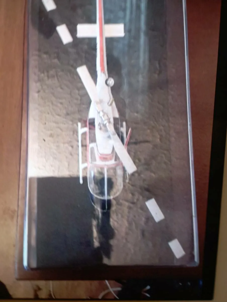 COLECIONISMO  HELICOPTER BELL 206 JET  DIE-CAST - Image 4