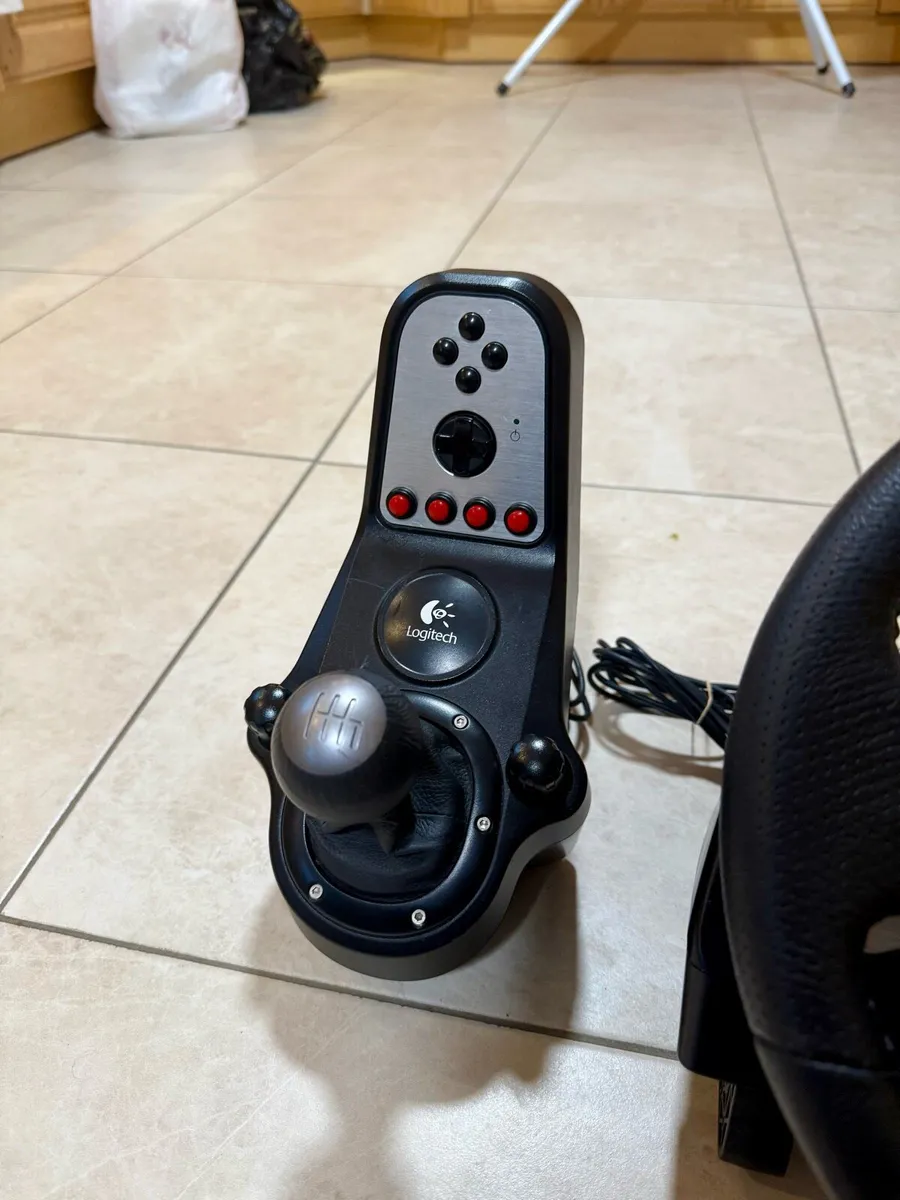 🔸Logitech G27 Steering Wheel+Gearstick+Pedals🔸 - Image 2