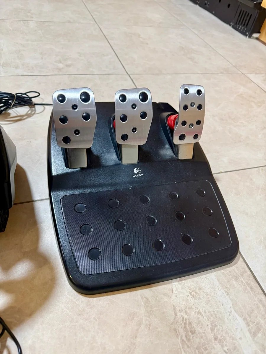 🔸Logitech G27 Steering Wheel+Gearstick+Pedals🔸 - Image 4