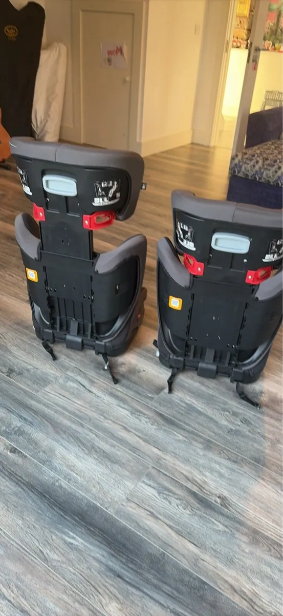 Joie i-Trillo i-Size Booster Seats (2 available) - Image 3