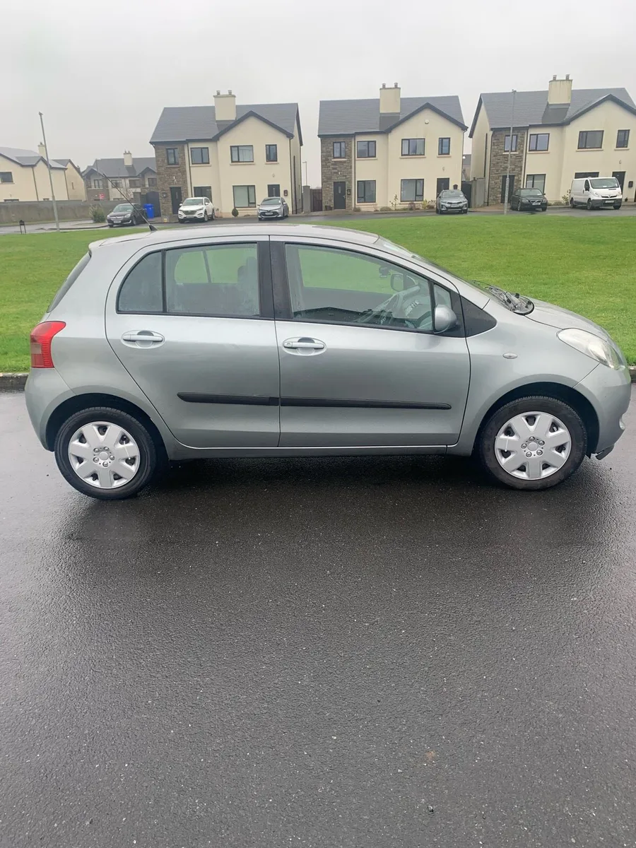 2008 Toyota Yaris - Image 3