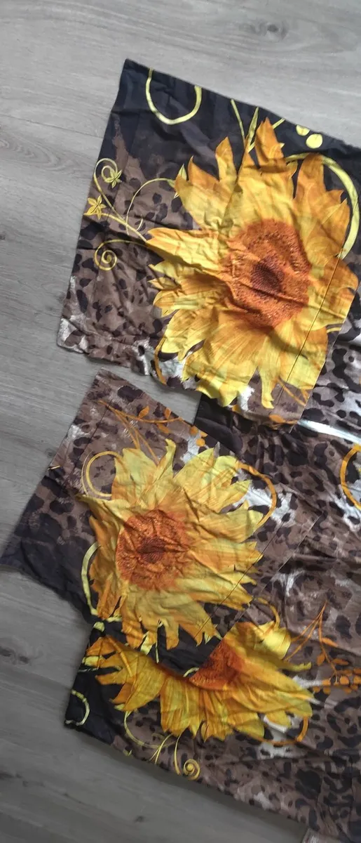 Sunflower pillow cases and sheet size 230 245 - Image 2