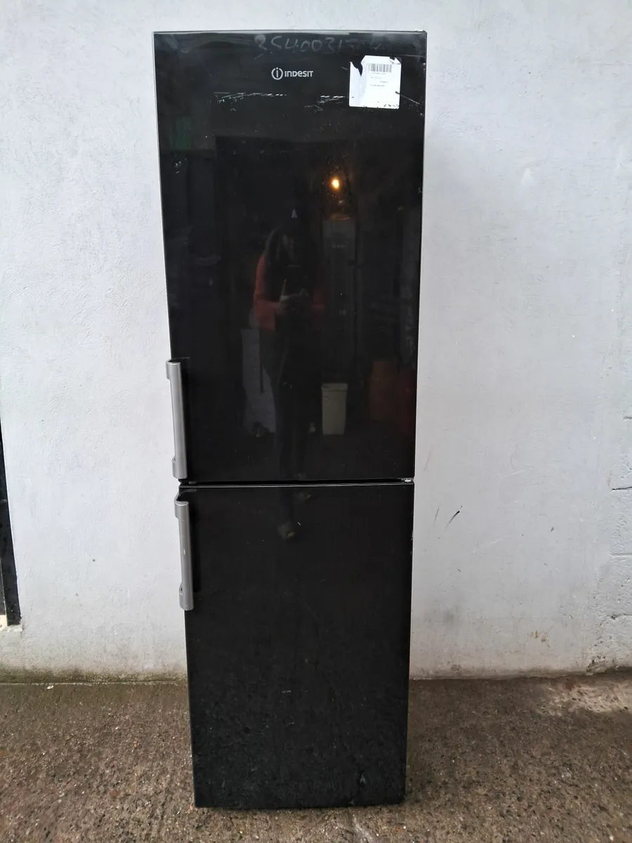 FRIDGE AND FREEZER FULL FROST FREE - Image 1