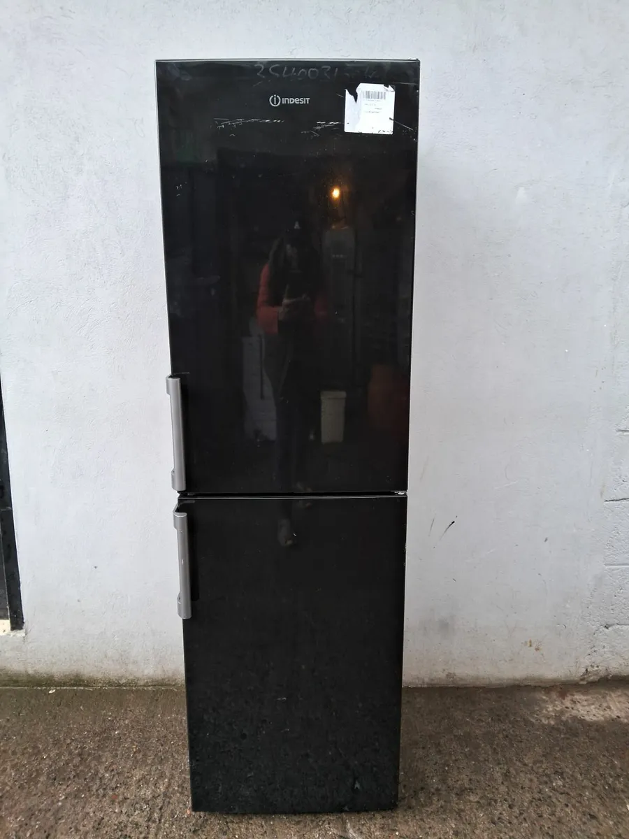 FRIDGE AND FREEZER FULL FROST FREE - Image 4