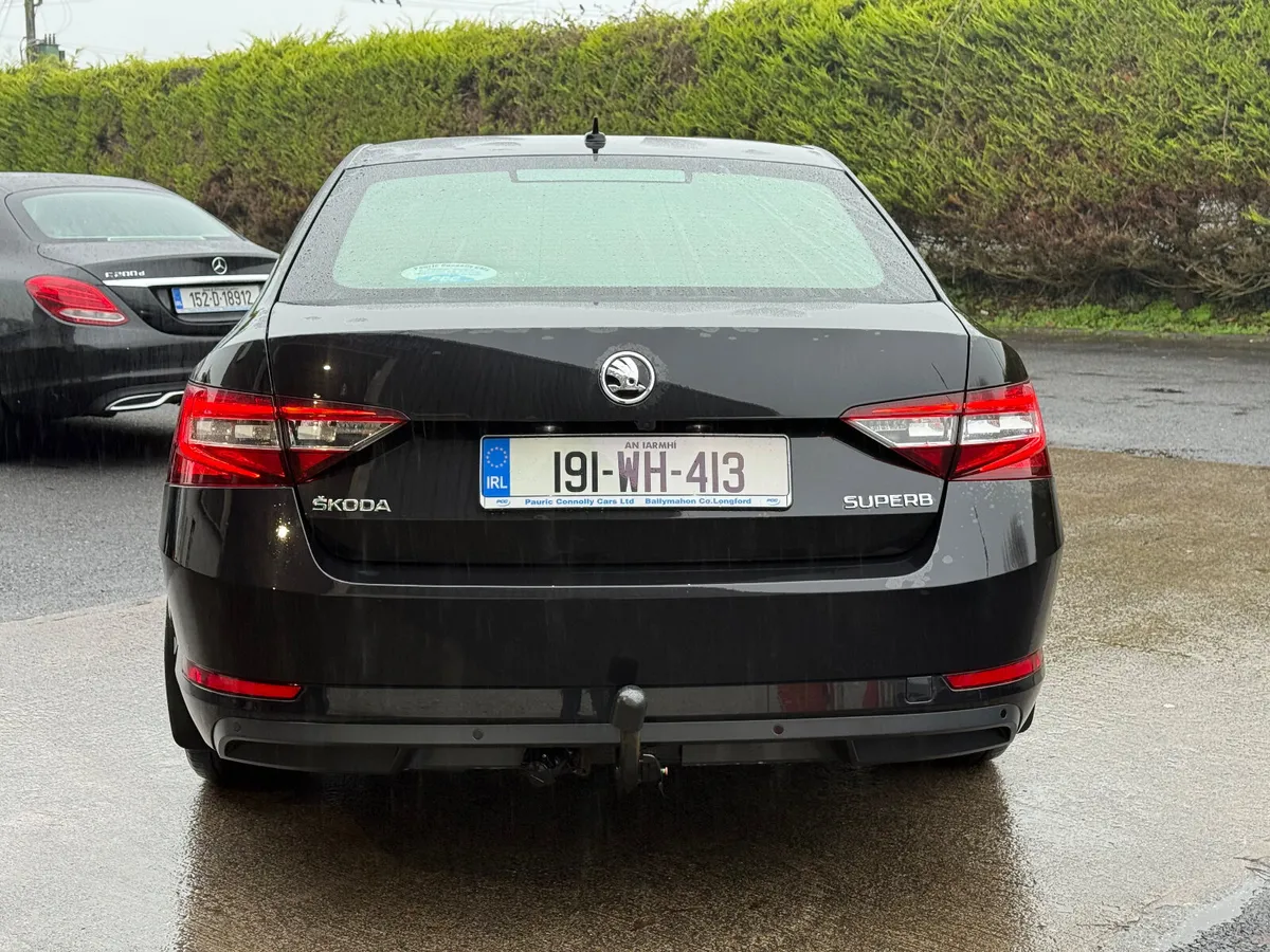 Skoda Superb 2019 - Image 3