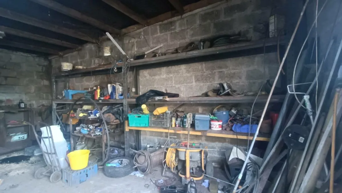 Tools & Shelving - Image 2