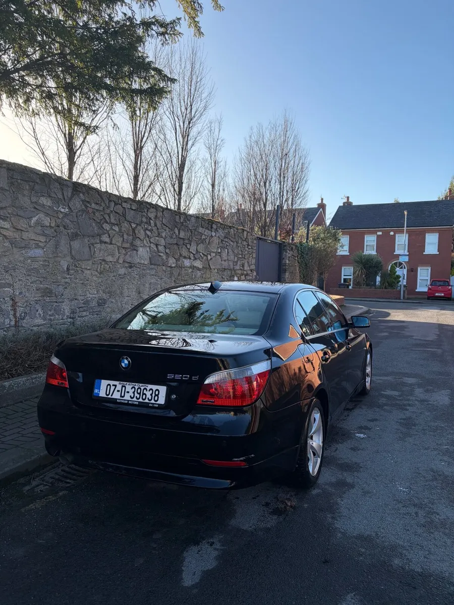 BMW 5-Series 2007 - Image 2