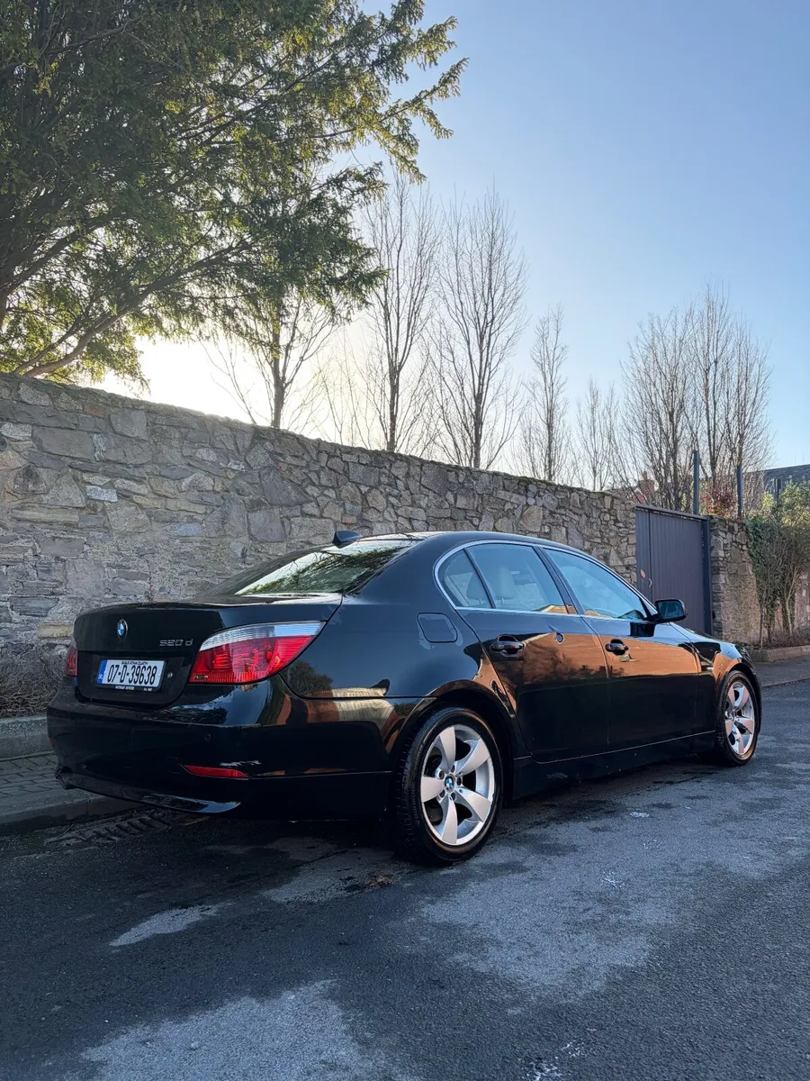 BMW 5-Series 2007 - Image 3