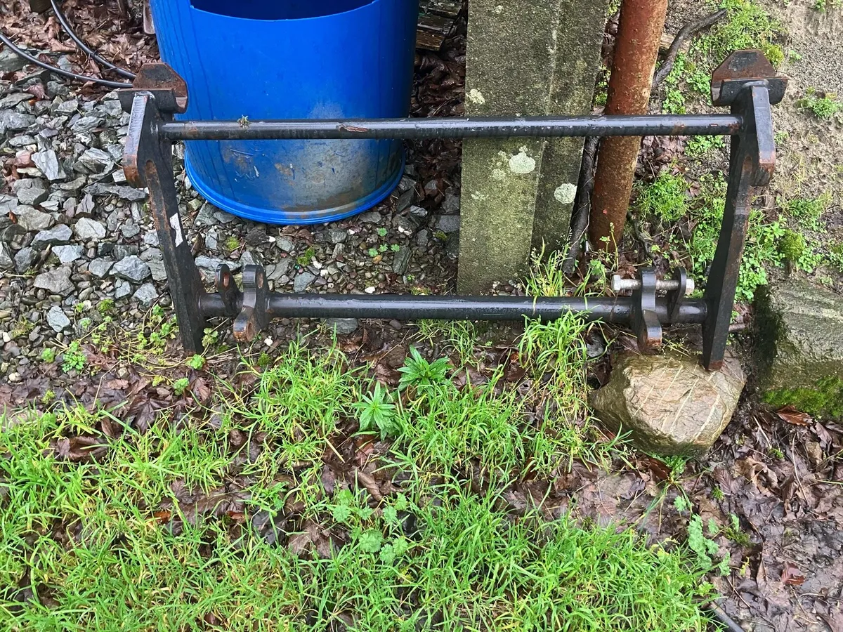 Loader attachment - Image 1