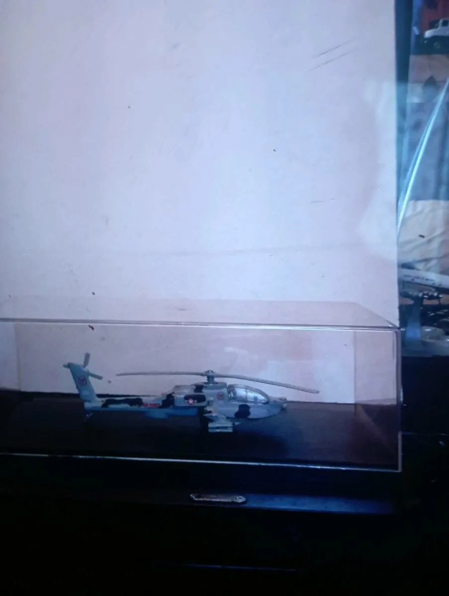 COMBAT COPTER  WITH WORKING'S LIGHTS & SOUND - Image 4