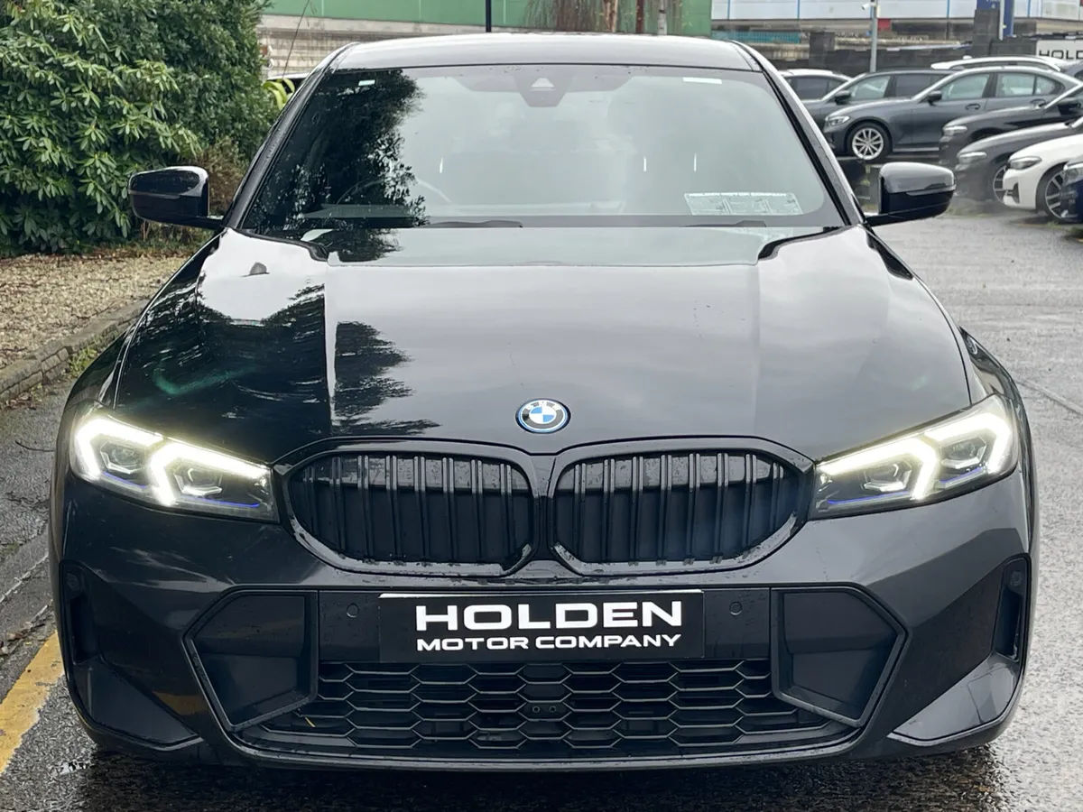 2023 BMW 3-Series..M SPORT..HEATED SEATS - Image 4