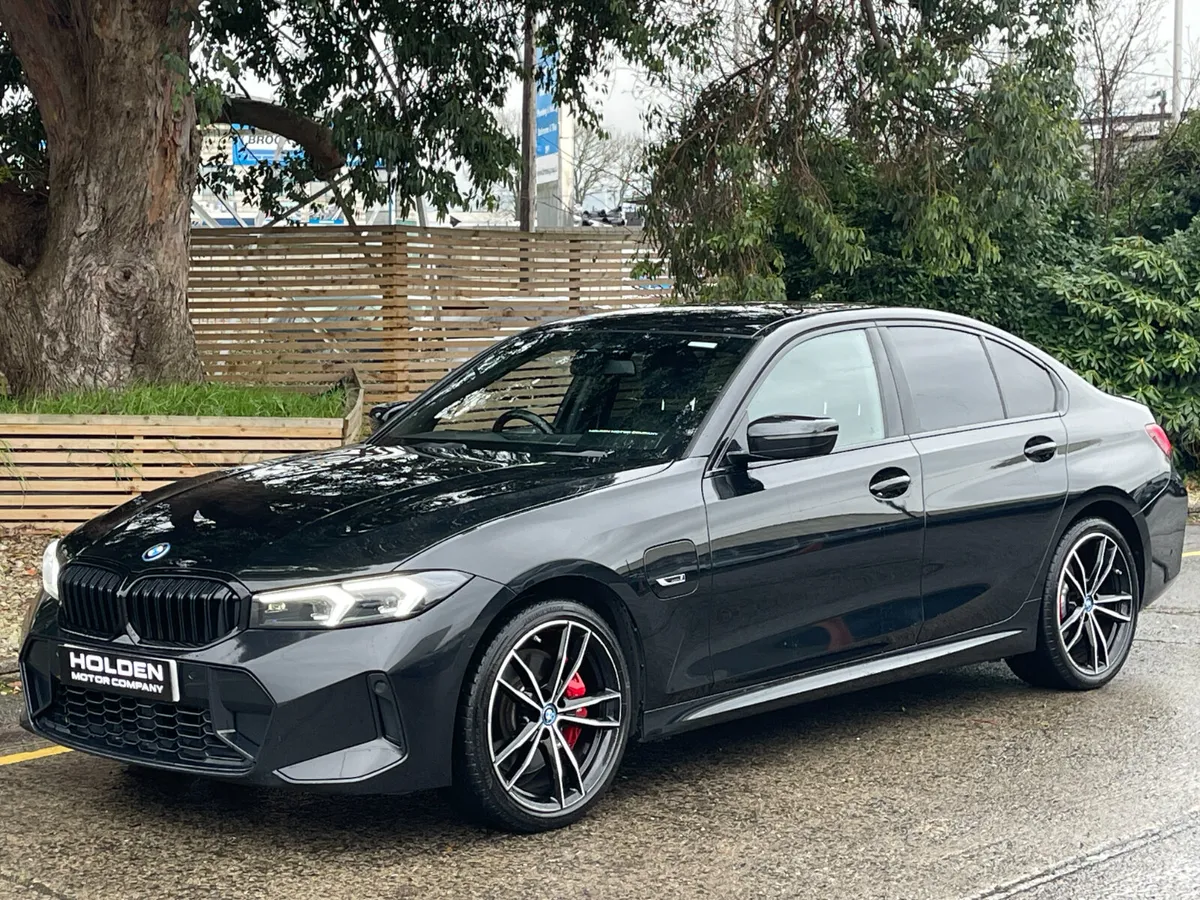 2023 BMW 3-Series..M SPORT..HEATED SEATS - Image 2