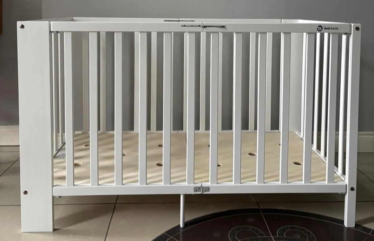 Foldable Cot - Image 2