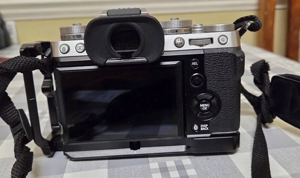 Fujifilm X-T5, Lenses & Assorted Accessories - Image 4