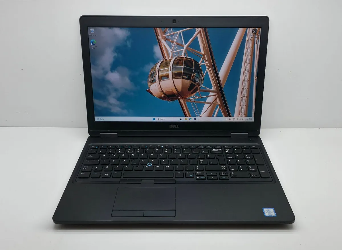 Dell Latitude 5590- i5(8gen)/16GB RAM/Win11 Laptop
