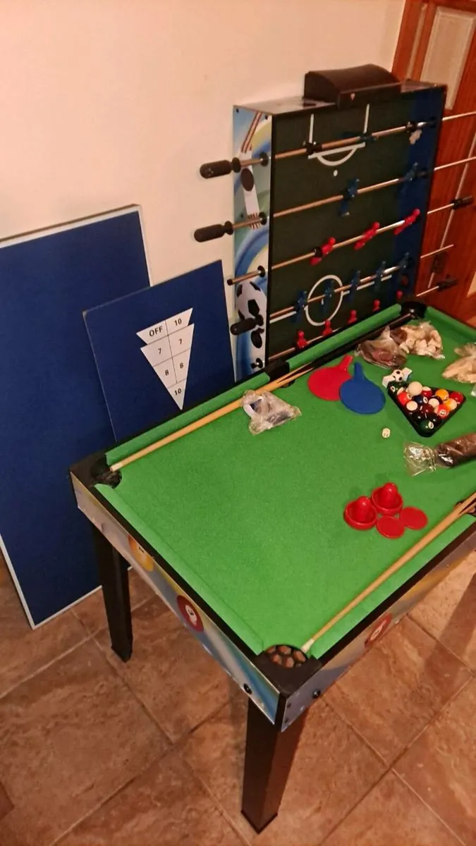 Football table - Image 4