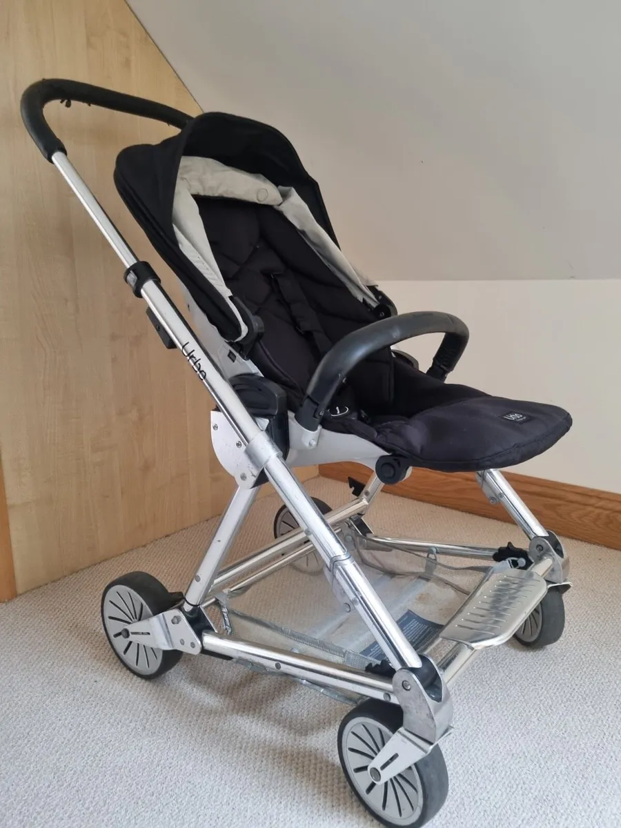 Mamas & Papas Urbo full travel system & maxi Cosi - Image 1