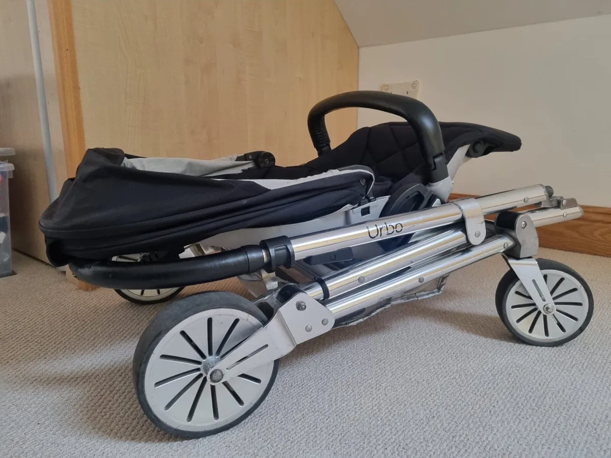 Mamas & Papas Urbo full travel system & maxi Cosi - Image 3