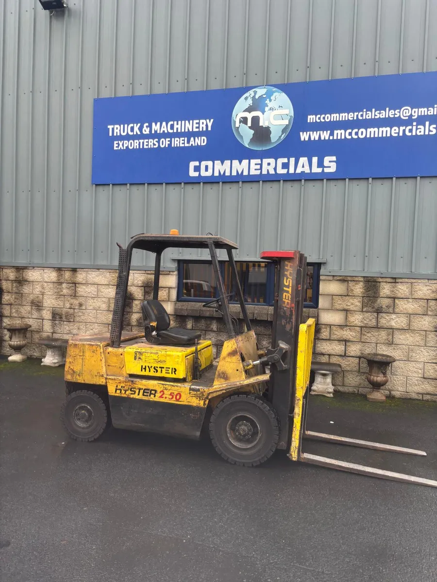 For Sale: 2.5 Ton Hyster Forklift - Image 1