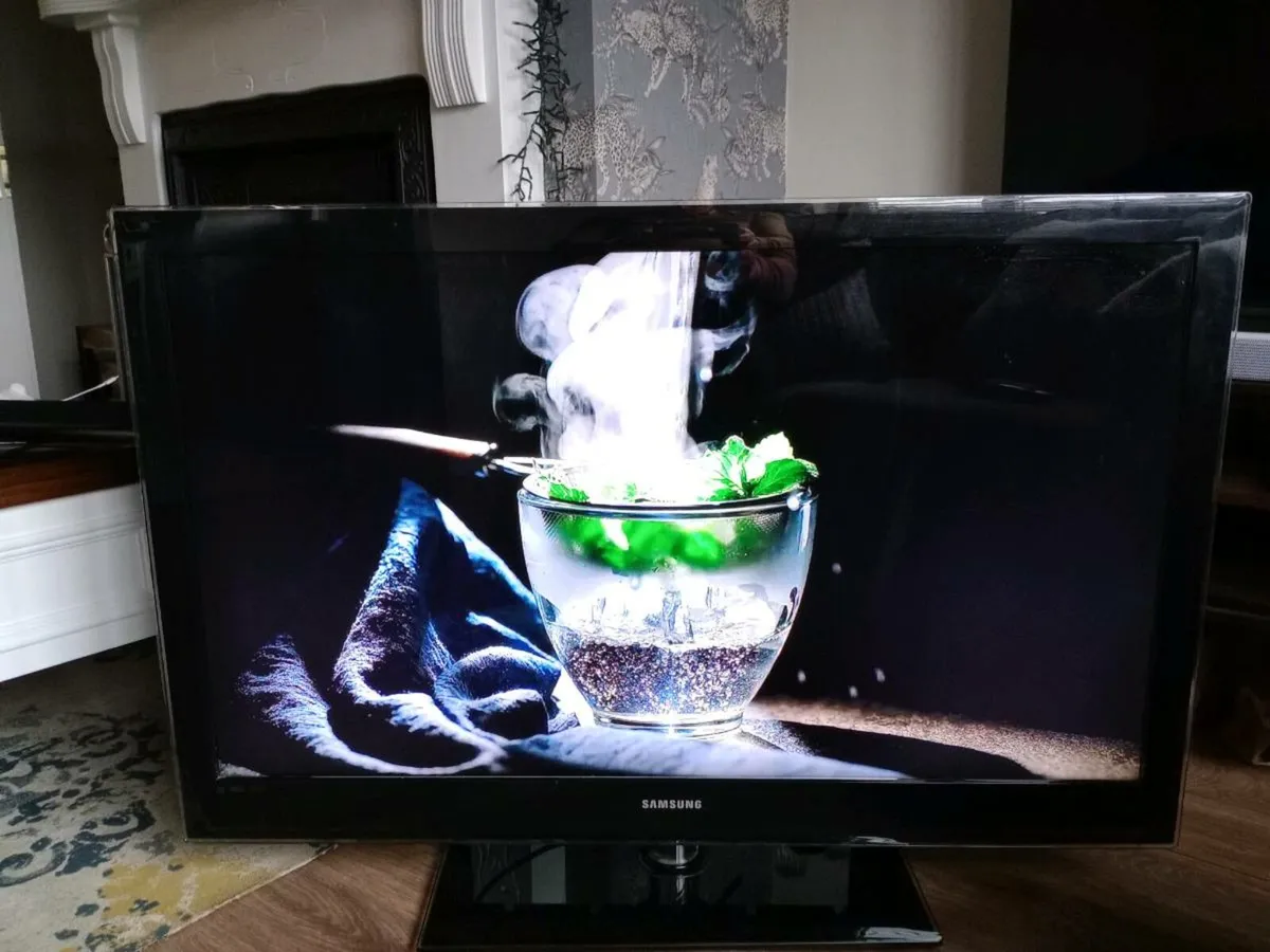 Samsung 46"Full HD LCD TV not smart LE46B75 - Image 3