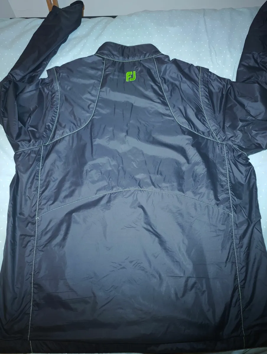 XL Men's Footjoy Rain Jacket (Black/Green) - Image 2